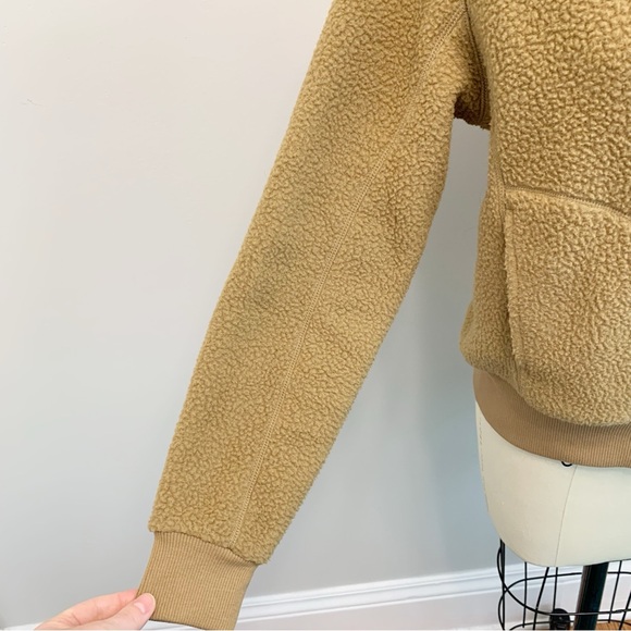 Everlane The Renew Teddy Bomber Ochre Small - Picture 7 of 14